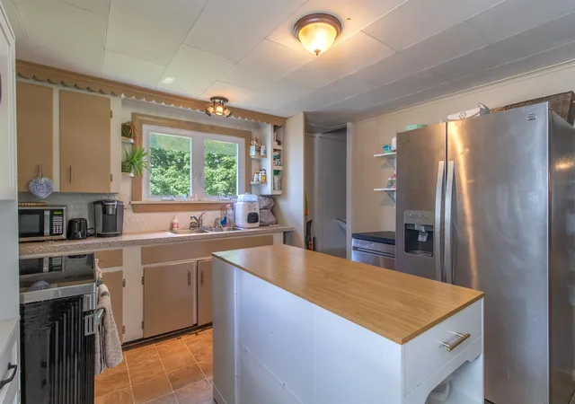 Photo 3 of Single family home for sale at 54 Kingsbury Ave, Derby Line, VT 05830 | MLS# 5109204 | Listing updated on 2026-09-15