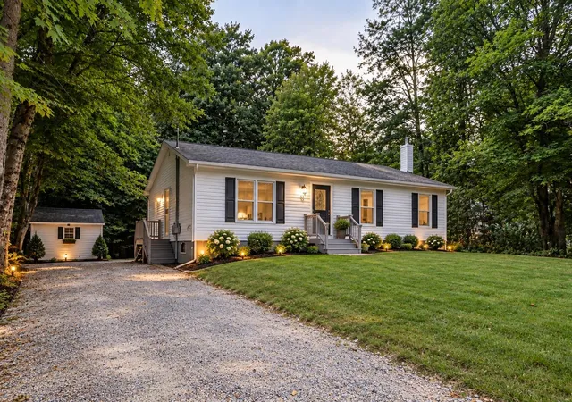 Single family home for sale at 33 N Shore Dr, Center Barnstead, NH 03225 | MLS# 5109205