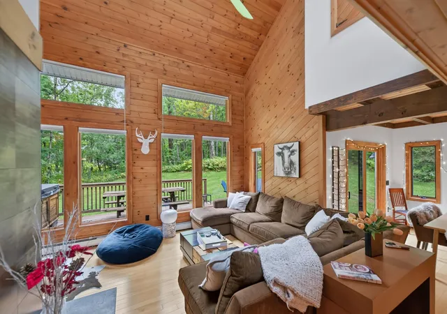Photo 3 of Townhouse for sale at 51a Suntec Loop, West Dover, VT 05356 | MLS# 5109214 | Listing updated on 2026-09-11