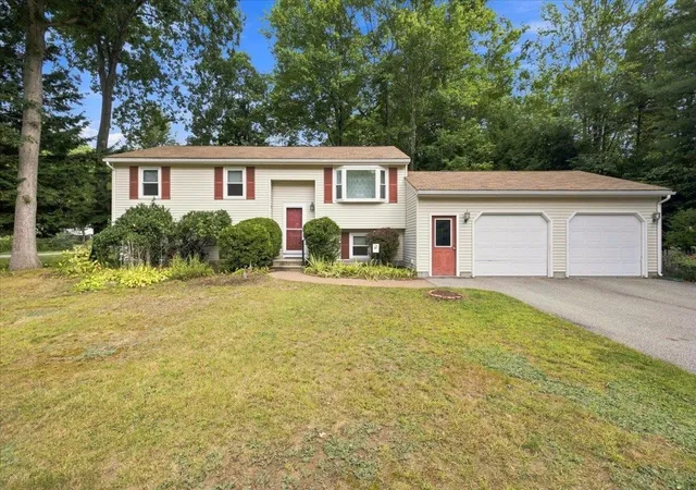 Photo 1 of Sale Pending at 1 Alder Crk Dr, Concord, NH 03303 | MLS# 5109230 | Listing updated on 2026-09-16