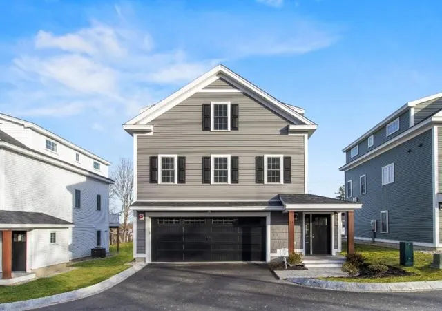 Photo 1 of Single family home for sale at 31 Eden Ln #5, Portsmouth, NH 03801 | MLS# 5109234 | Listing updated on 2026-10-10