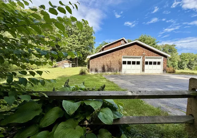 Photo 3 of Single family home for sale at 137 Newton Hills Rd, Vernon, VT 05354 | MLS# 5109239 | Listing updated on 2026-09-17