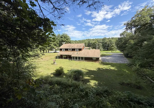 Photo 4 of Single family home for sale at 137 Newton Hills Rd, Vernon, VT 05354 | MLS# 5109239 | Listing updated on 2026-09-17