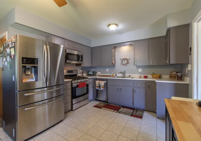 Photo 3 of Single family home for sale at 49 Forest Ave, Derby, VT 05830 | MLS# 5109247 | Listing updated on 2026-09-18