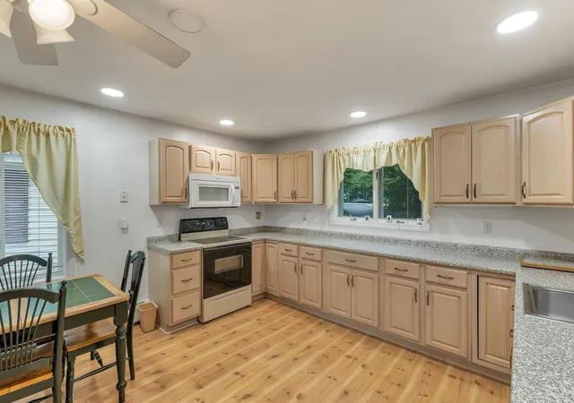 Photo 3 of Single family home for sale at 51 Alpendorf Loop, Bartlett, NH 03845 | MLS# 5109249 | Listing updated on 2026-09-11