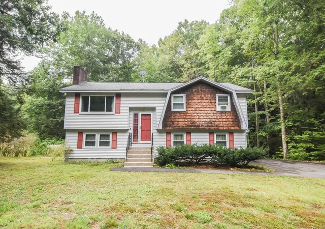 Single family home for sale at 30 Davidson Ave, Merrimack, NH 03054 | MLS# 5109252