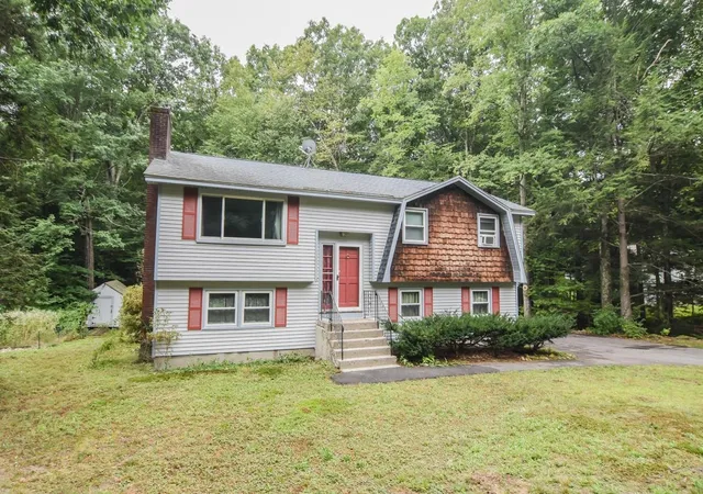 Photo 1 of Single family home for sale at 30 Davidson Ave, Merrimack, NH 03054 | MLS# 5109252 | Listing updated on 2026-09-16