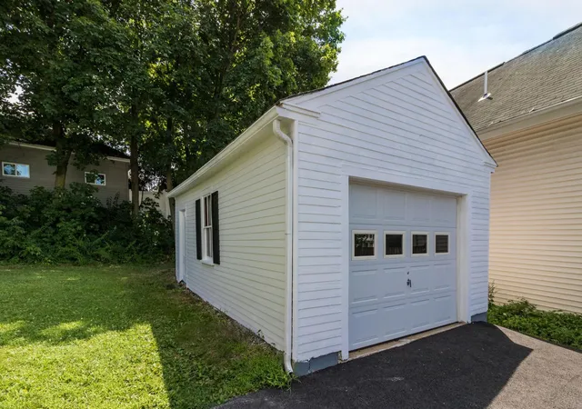Photo 4 of Multi family home for sale at 3 Mt Vernon St, Dover, NH 03820 | MLS# 5109282 | Listing updated on 2026-09-10