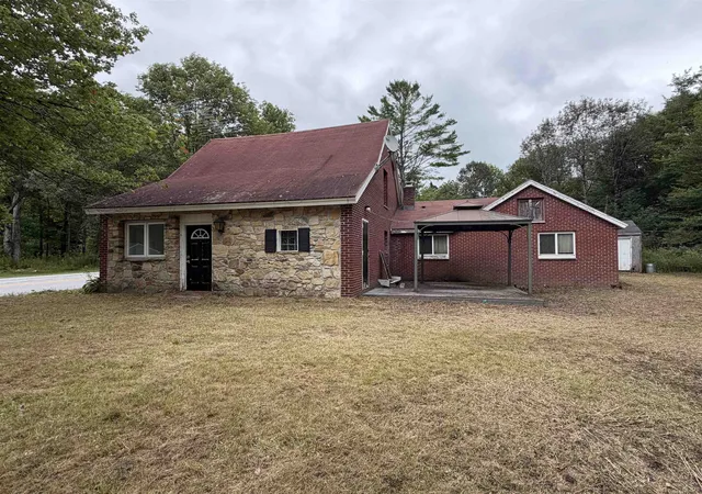 Single family home for sale at 6718 Cold River Rd, Cuttingsville, VT 05738 | MLS# 5109284