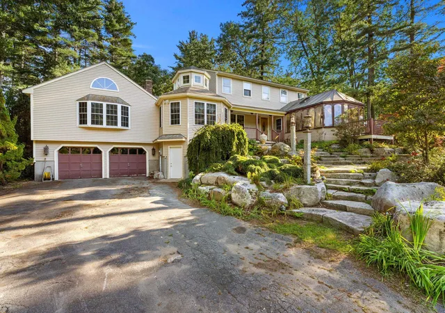 Photo 1 of Single family home for sale at 34 Sharon Rd, Windham, NH 03087 | MLS# 5109291 | Listing updated on 2026-09-13