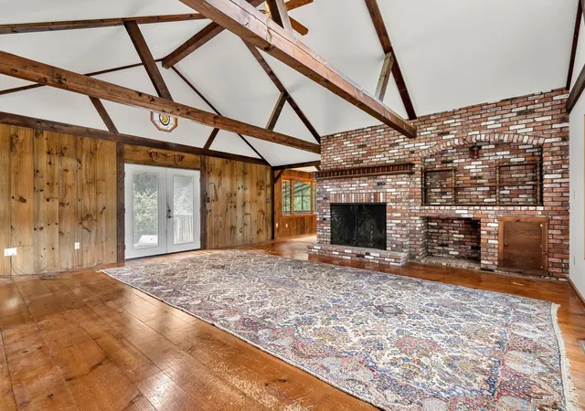 Photo 4 of Single family home for sale at 34 Sharon Rd, Windham, NH 03087 | MLS# 5109291 | Listing updated on 2026-09-13