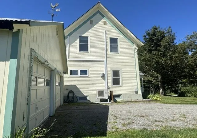 Photo 4 of Sale Pending at 121 W Main St, Hyde Park, VT 05655 | MLS# 5109297 | Listing updated on 2026-09-16