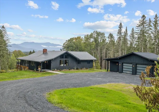 Photo 2 of Sale Pending at 636 Upper Holw Rd, Stowe, VT 05672 | MLS# 5109298 | Listing updated on 2026-09-14