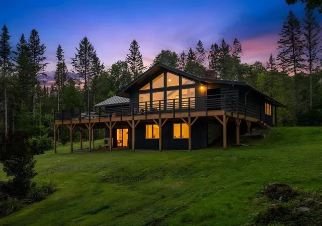 Photo 4 of Sale Pending at 636 Upper Holw Rd, Stowe, VT 05672 | MLS# 5109298 | Listing updated on 2026-09-14