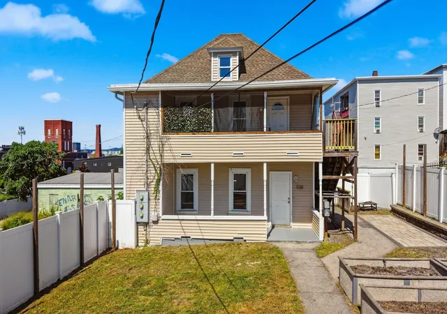 Multi family home for sale at 538 Somerville St, Manchester, NH 03103 | MLS# 5109301