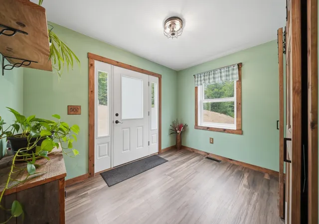 Photo 4 of Single family home for sale at 157 Kenney Rd, Loudon, NH 03307 | MLS# 5109303 | Listing updated on 2026-09-17