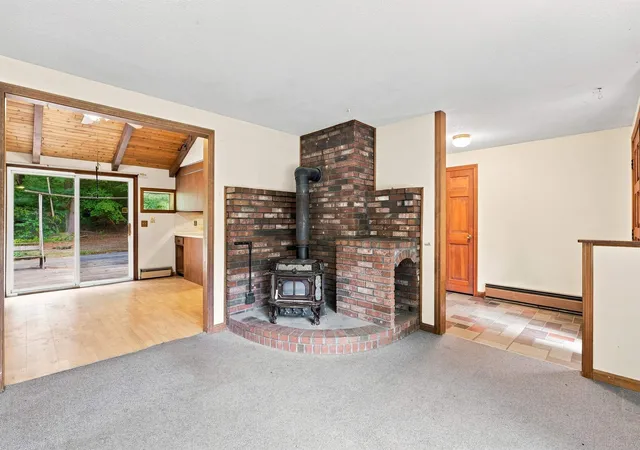 Photo 3 of Single family home for sale at 9 Windham Rd, Derry, NH 03038 | MLS# 5109308 | Listing updated on 2026-09-16