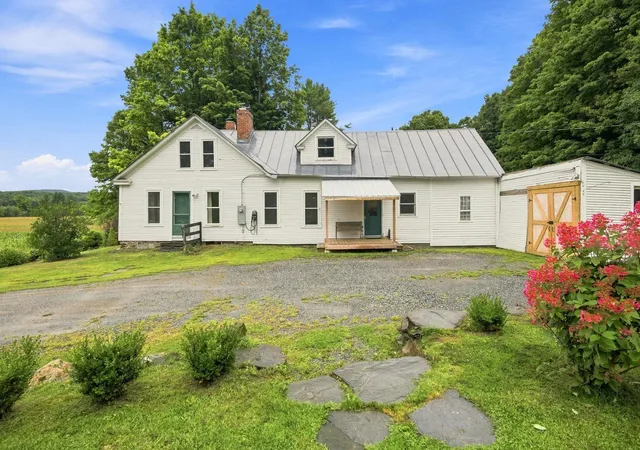 Photo 1 of Single family home for sale at 847 Morgan Mile Rd, Brookfield, VT 05036 | MLS# 5109316 | Listing updated on 2026-09-19