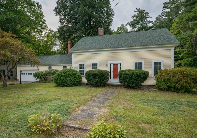 Photo 2 of Single family home for sale at 12 Milford St, Brookline, NH 03033 | MLS# 5109317 | Listing updated on 2026-09-11