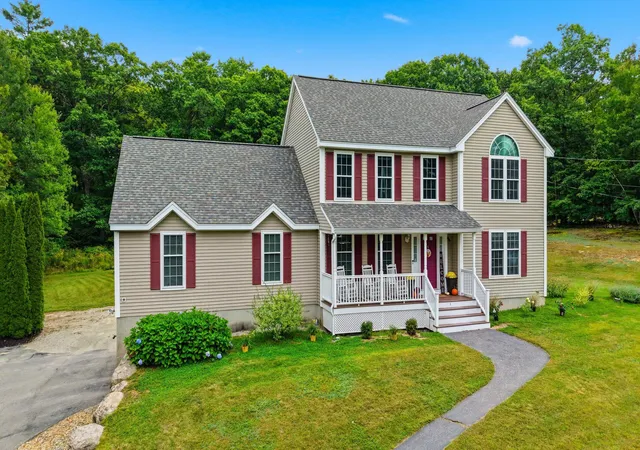 Photo 1 of Sale Pending at 6 Greystone Ter, Hooksett, NH 03106 | MLS# 5109320 | Listing updated on 2026-09-14