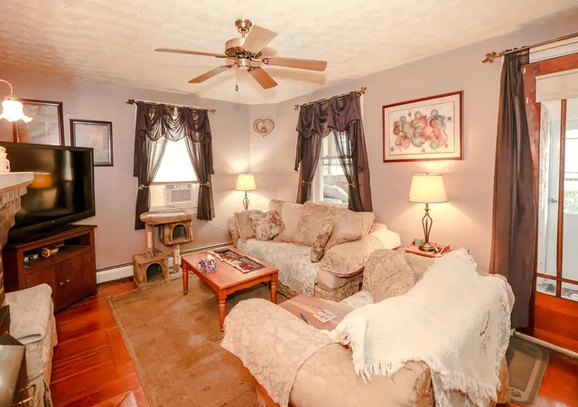 Photo 3 of House for sale at 23-25 Grand Ave, Nashua, NH 03060 | MLS# 5109322 | Listing updated on 2026-09-22
