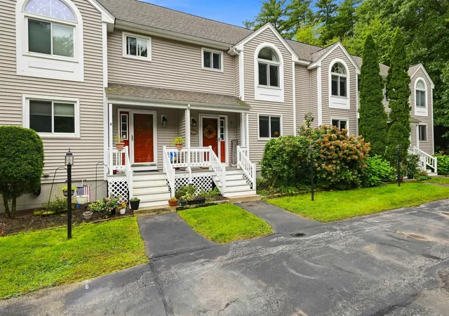 Photo 1 of Townhouse for sale at 8 Standish Way #6, Amherst, NH 03031 | MLS# 5109327 | Listing updated on 2026-09-18