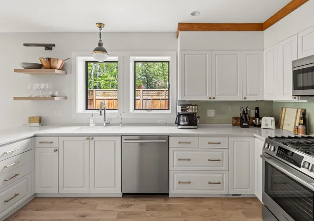 Photo 4 of Condo for sale at 384 Topnotch Dr #A, Stowe, VT 05672 | MLS# 5109339 | Listing updated on 2026-09-17