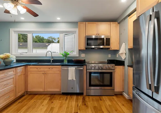Photo 3 of Single family home for sale at 48 Pleasant St, Essex Junction, VT 05452 | MLS# 5109350 | Listing updated on 2026-09-15