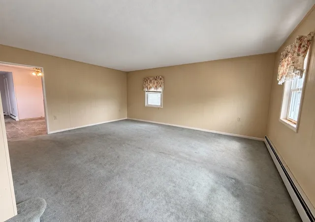 Photo 4 of Single family home for sale at 867 4th Avenue, Berlin, NH 03570 | MLS# 5109351 | Listing updated on 2026-09-11