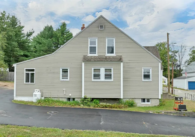 Photo 2 of Single family home for sale at 23 Montgomery Dr, Farmington, NH 03835 | MLS# 5109359 | Listing updated on 2026-09-11