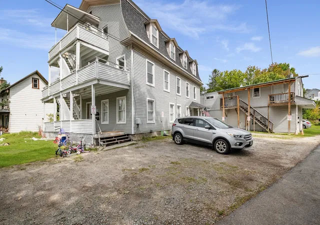 Photo 3 of House for sale at 30 Elm St, Whitefield, NH 03598 | MLS# 5109363 | Listing updated on 2026-10-20