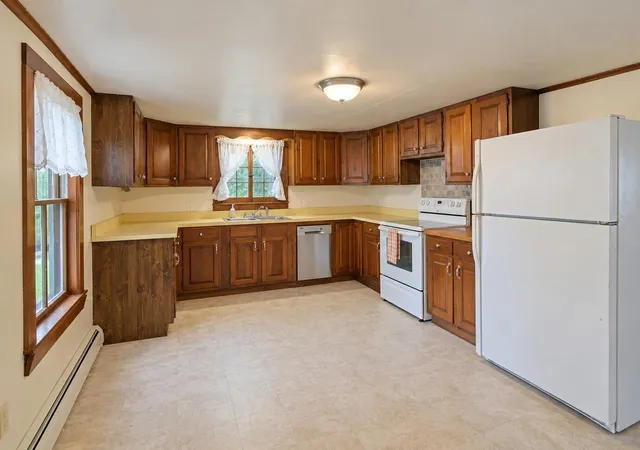 Photo 2 of Single family home for sale at 693 Us Route 2, Montpelier, VT 05602 | MLS# 5109365 | Listing updated on 2026-09-16