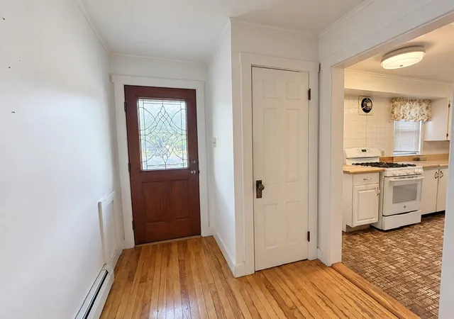 Photo 4 of Single family home for sale at 608 Main St, Gorham, NH 03581 | MLS# 5109366 | Listing updated on 2026-09-11