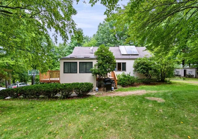 Photo 1 of Single family home for sale at 2 Quincy Dr, Derry, NH 03038 | MLS# 5109367 | Listing updated on 2026-09-18