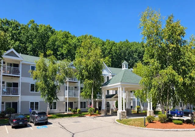Photo 1 of Sale Pending at 265 Edward J Roy Dr #320, Manchester, NH 03104 | MLS# 5109376 | Listing updated on 2026-09-13