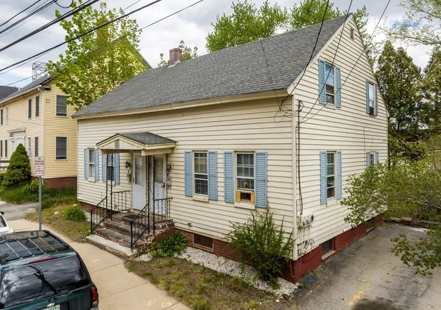 Photo 4 of House for sale at 33-35 St Thomas St, Dover, NH 03820 | MLS# 5109396 | Listing updated on 2026-09-11