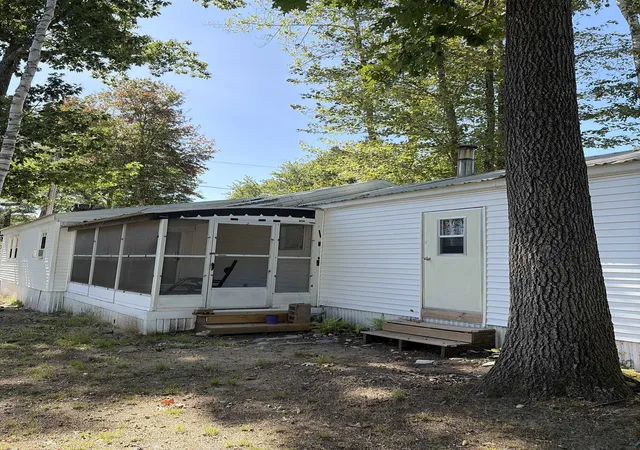 Photo 7 of Manufactured home for sale at 512 Canterbury Dr, Exeter, NH 03833 | MLS# 5109403 | Listing updated on 2026-09-11