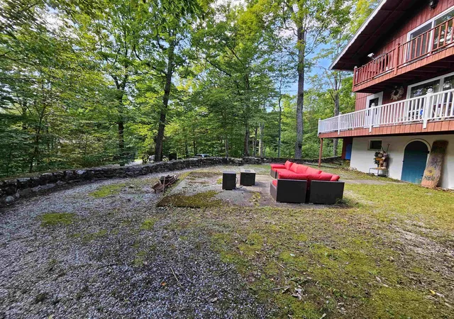 Photo 3 of Single family home for sale at 919 Highland Dr, Montgomery Center, VT 05471 | MLS# 5109409 | Listing updated on 2026-09-11