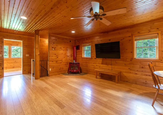 Photo 4 of Single family home for sale at 4941 Route 100, Westfield, VT 05874 | MLS# 5109423 | Listing updated on 2026-09-16