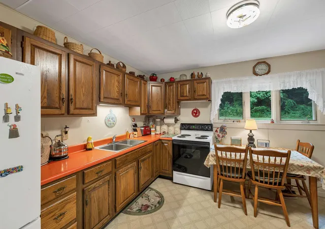 Photo 2 of Single family home for sale at 48 Valley St, Laconia, NH 03246 | MLS# 5109431 | Listing updated on 2026-09-12