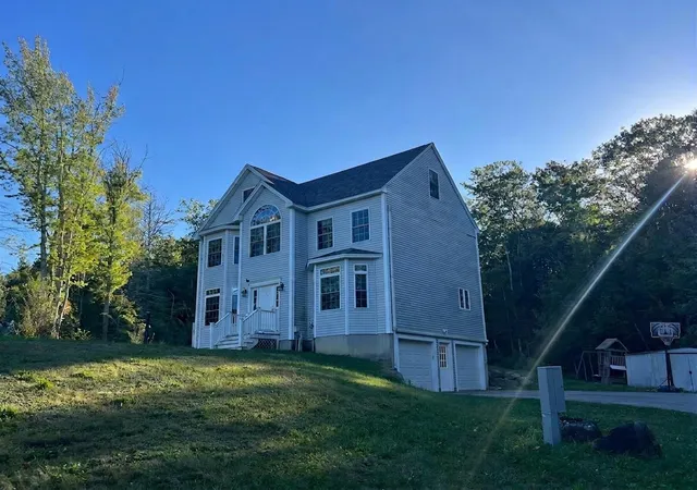 Photo 1 of Single family home for sale at 79 Coachman Dr, Barrington, NH 03825 | MLS# 5109433 | Listing updated on 2026-09-11