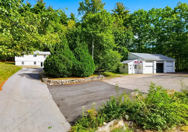 Photo 1 of Single family home for sale at 9 Zapora Dr, Hooksett, NH 03106 | MLS# 5109437 | Listing updated on 2026-10-01