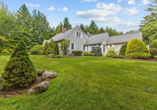 Photo 1 of Single family home for sale at 48 Holw View Rd, Stowe, VT 05672 | MLS# 5109443 | Listing updated on 2026-09-16