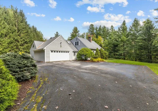 Photo 3 of Single family home for sale at 48 Holw View Rd, Stowe, VT 05672 | MLS# 5109443 | Listing updated on 2026-09-16
