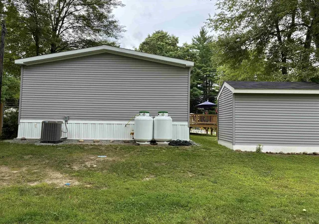 Photo 22 of Manufactured home for sale at 14 Flamingo Dr, Concord, NH 03033 | MLS# 5109451 | Listing updated on 2026-10-12