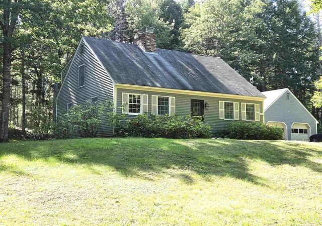 Photo 1 of Single family home for sale at 1586 Brownfield Rd, Center Conway, NH 03813 | MLS# 5109485 | Listing updated on 2026-09-21