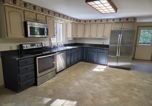 Photo 3 of Single family home for sale at 1586 Brownfield Rd, Center Conway, NH 03813 | MLS# 5109485 | Listing updated on 2026-09-21