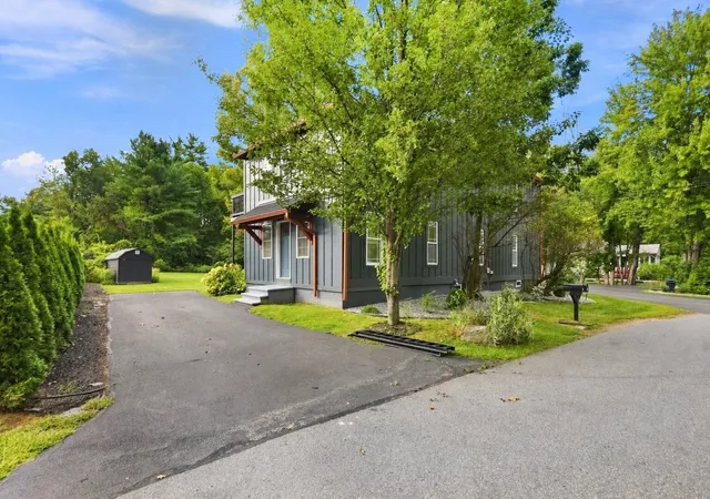 Photo 1 of House for sale at 280 Wilkins St, Bedford, NH 03110 | MLS# 5109504 | Listing updated on 2026-10-13
