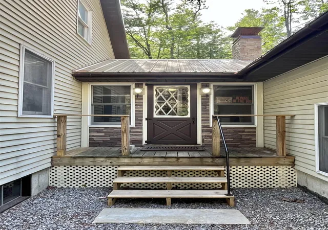Photo 3 of Single family home for sale at 100 North Rd, Franklin, NH 03235 | MLS# 5109505 | Listing updated on 2026-10-15