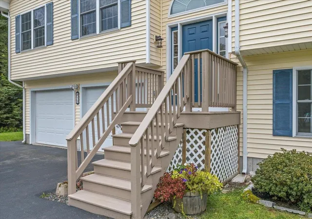 Photo 4 of Single family home for sale at 59 Blakewood Dr, Milton, VT 05468 | MLS# 5109518 | Listing updated on 2026-09-12